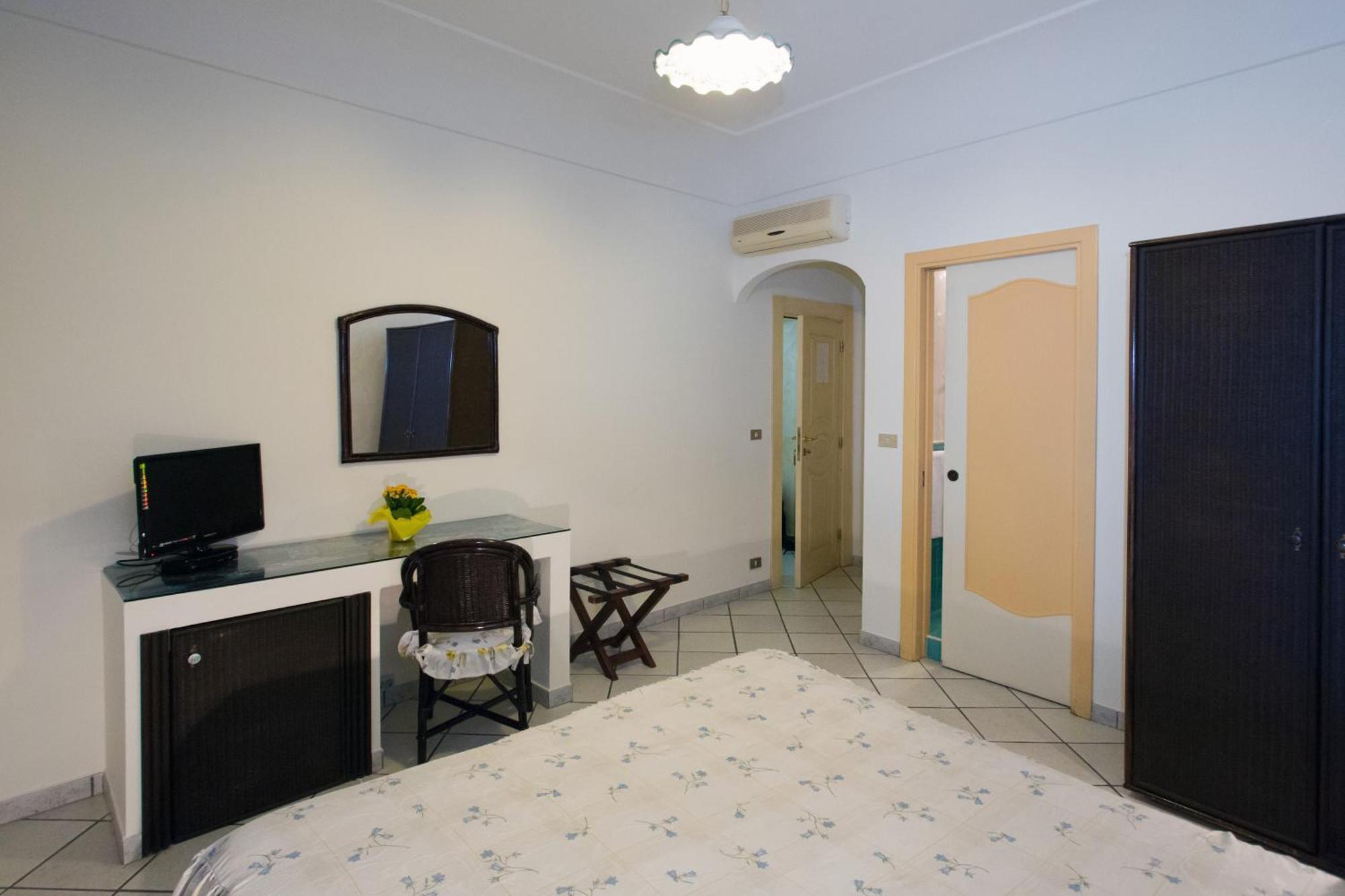Fico D'India Relais Hotel Furore Room photo