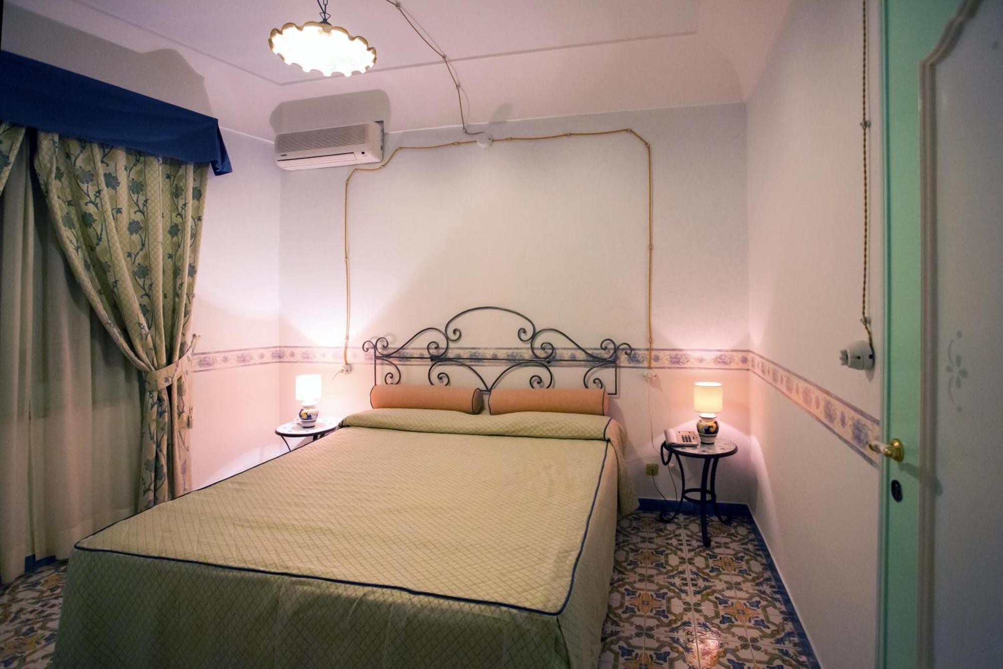 Fico D'India Relais Hotel Furore Room photo