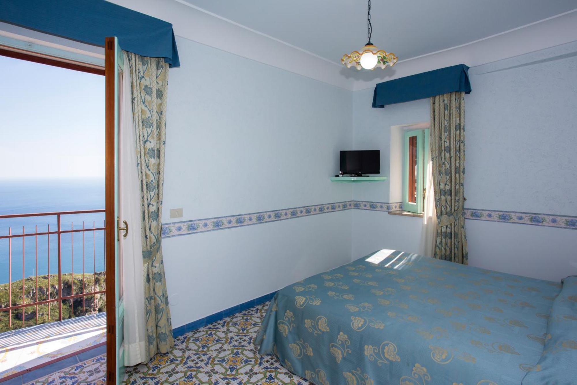 Fico D'India Relais Hotel Furore Room photo